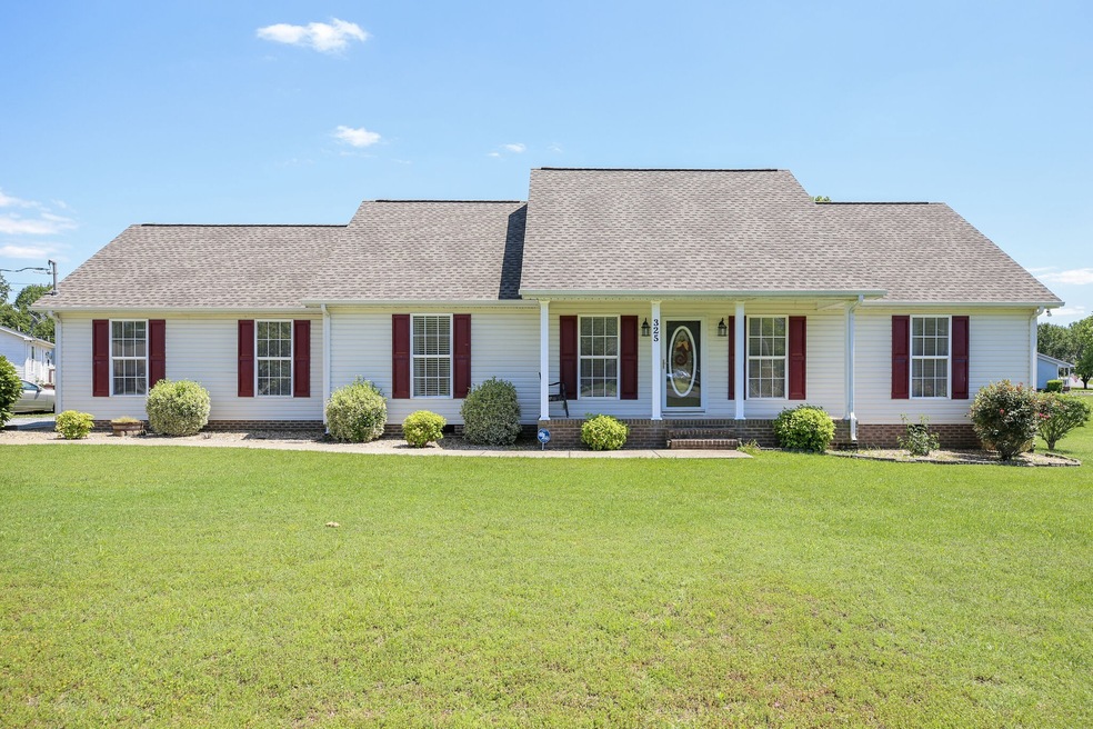 325 Cessna Ln, Shelbyville, TN 37160 - photo 1