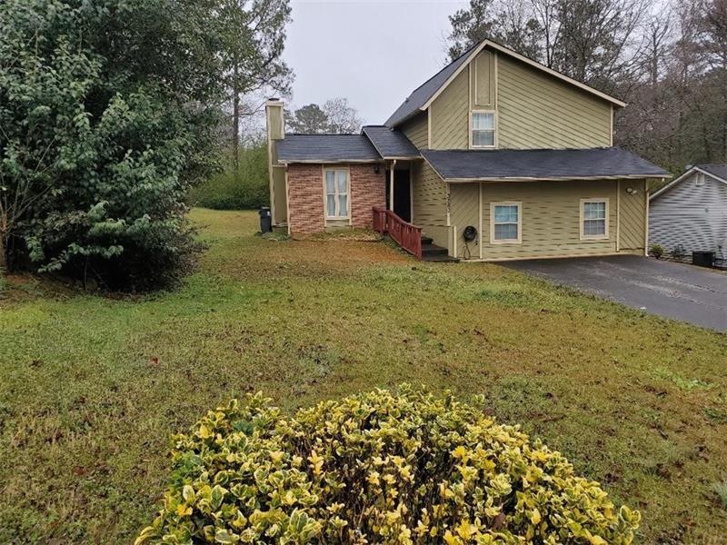 3280 Canterbury Trail, Rex, GA 30273 - photo 1