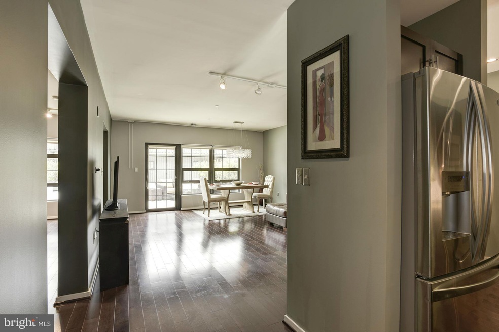 Silo Point, Baltimore, MD 21230 - photo 1