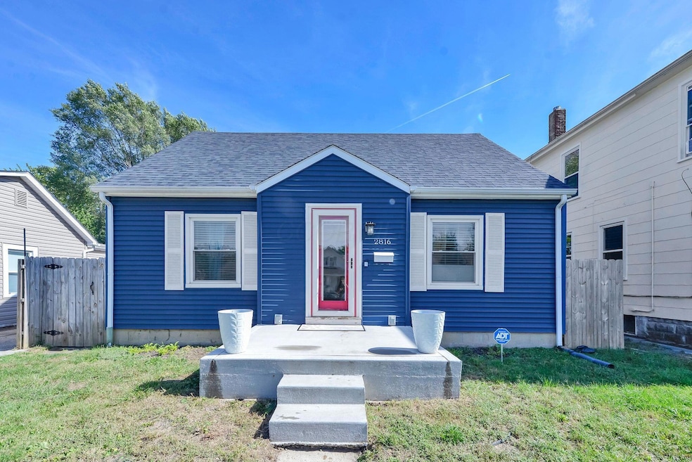 2816 Azelda St, Columbus, OH 43211 - photo 1