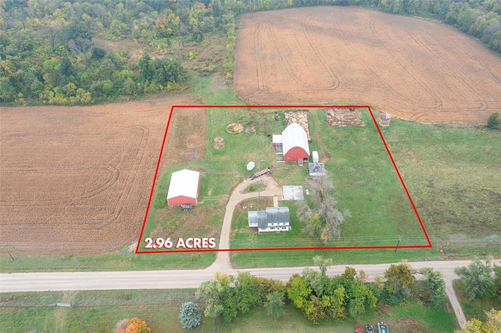 4100 Greens Grove Rd, Center Point, IA 52213 MLS 2400021