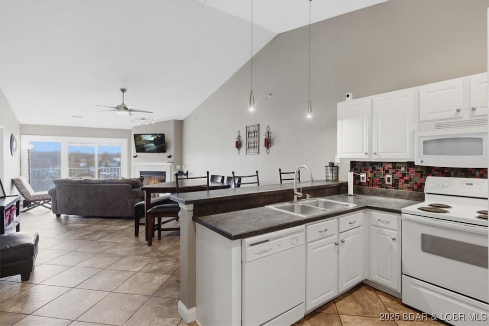 1481 Ledges Dr unit A43, Osage Beach, MO 65065 - photo 1