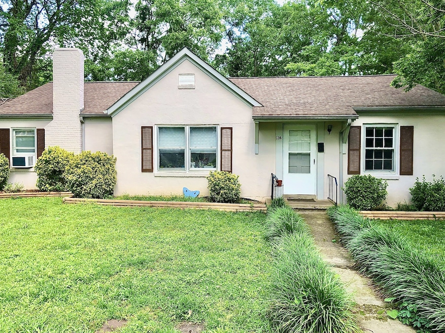 803 Rainey St, Columbia, TN 38401 - photo 1