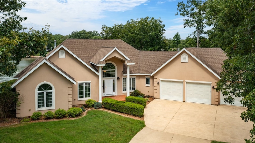 For Sale $1,999,900
