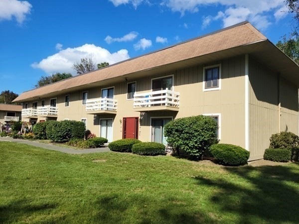 82 S Maple St unit 29, Westfield, MA 01085 - photo 1