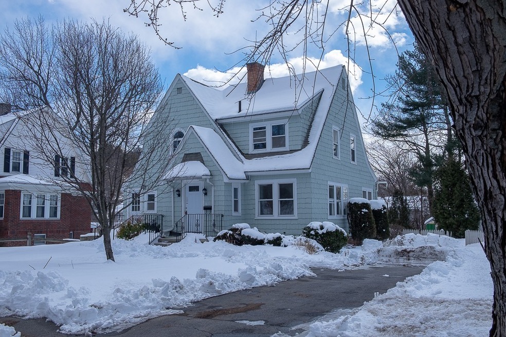 16 Melrose St, Worcester, MA 01605 - photo 1