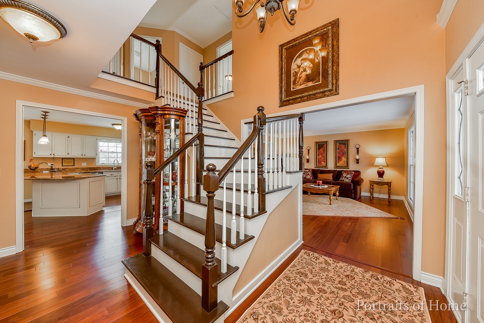 522 Cloverleaf Ct, Naperville, IL 60565 - photo 1