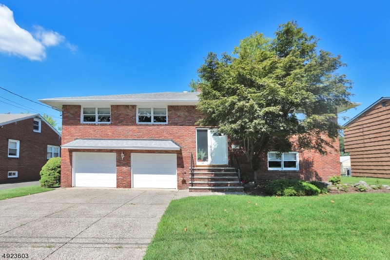 64 Raphael Rd, Totowa, NJ 07512 - photo 1