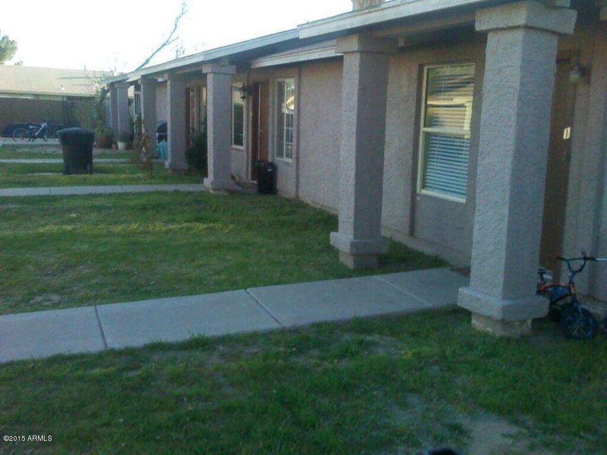4 plex front