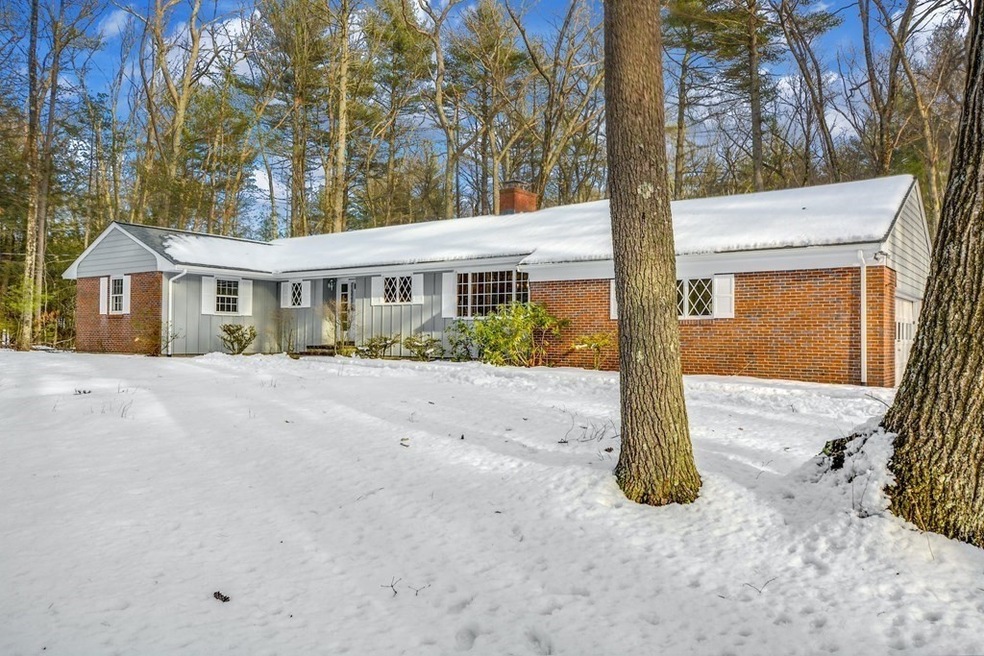 423 South St, Carlisle, MA 01741 - photo 1