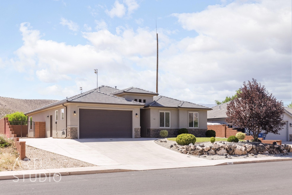 For Sale $449,900 • Co-Listing Agent