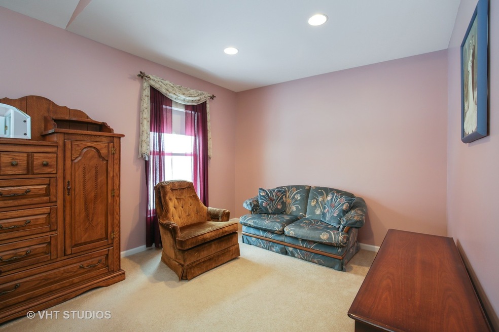 4110 Georgetown Cir, Algonquin, IL 60102 - photo 1