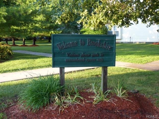 30 Moore Ln unit 14, Washingtonville, NY 10992 - photo 1