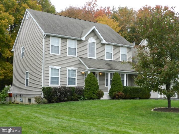 9 Split Rail Ln, Newark, DE 19702 - photo 1