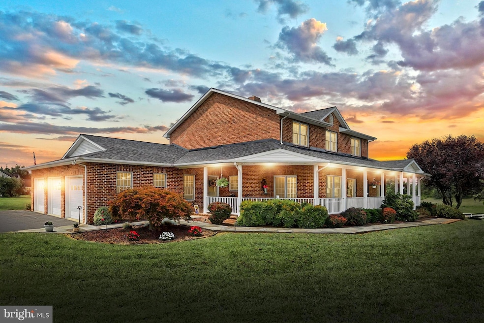 Sold $920,000 • Co-Listing Agent