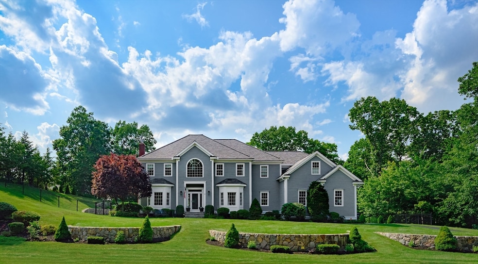 9 Gable Ridge Rd, Westborough, MA 01581 - photo 1