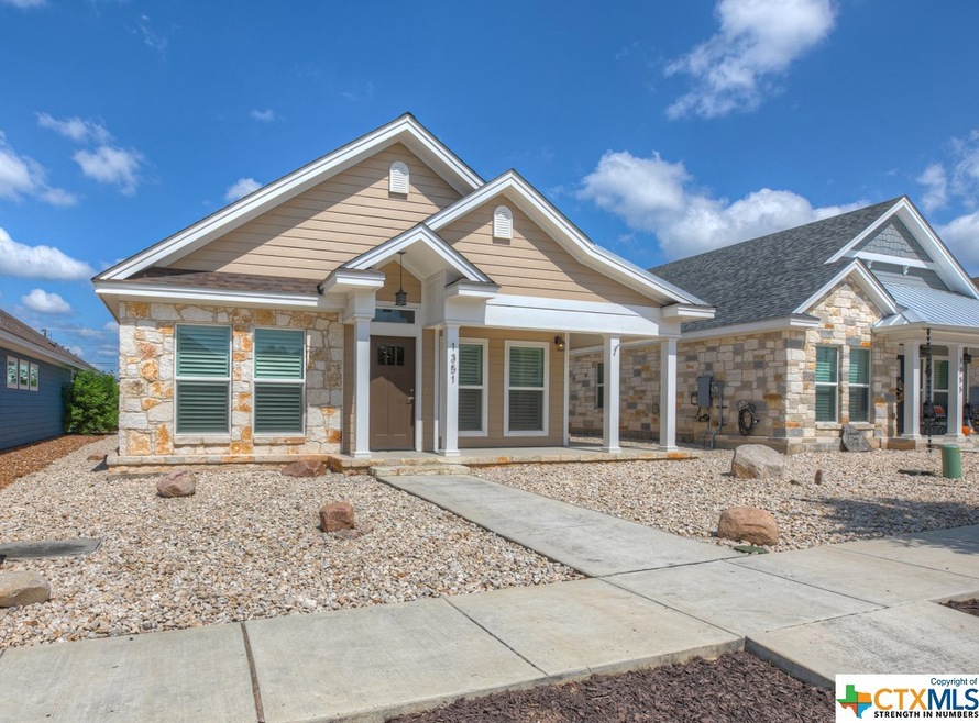 1351 Dexters Place, New Braunfels, TX 78130 - photo 1