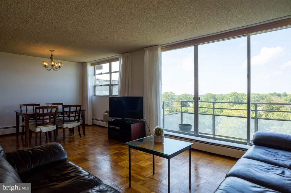 Radnor House unit 916, Bryn Mawr, PA 19010 - photo 1