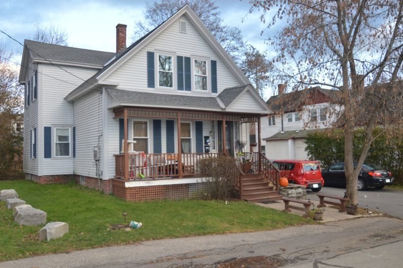 Currently leased as a duplex.  Close to downtown, 