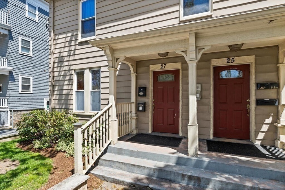 27 Cushing St unit 1, Cambridge, MA 02138 - photo 1