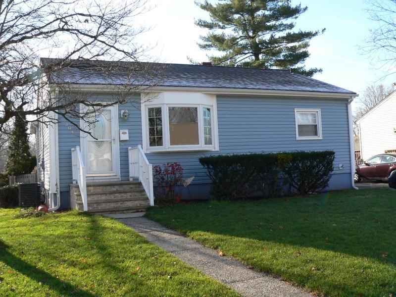 304 Dawes Hwy, Pompton Lakes, NJ 07442 - photo 1