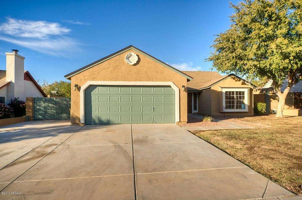 1238 E Taro Ln, Phoenix, AZ 85024 - photo 1