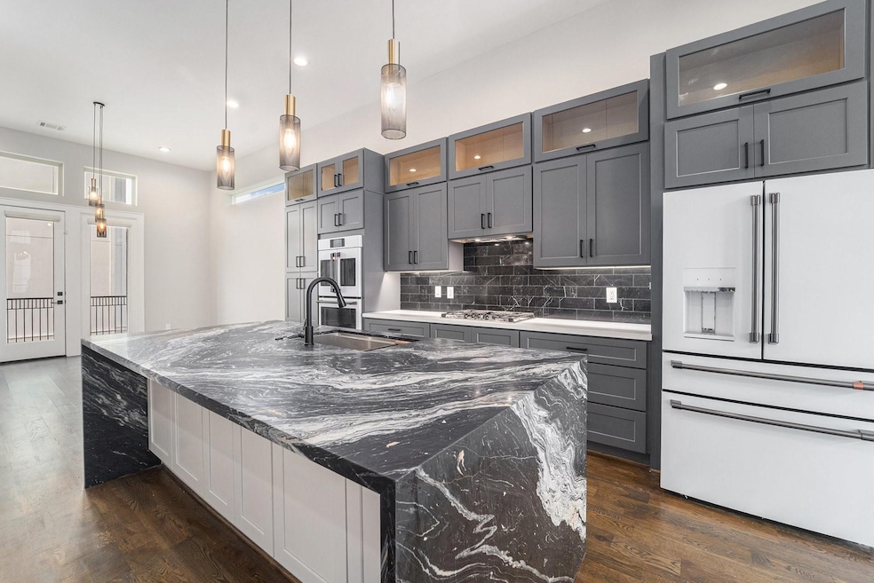 For Rent $2,850/month