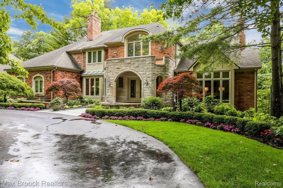 1173 Copperwood Dr, Bloomfield Hills, MI 48302 - photo 1