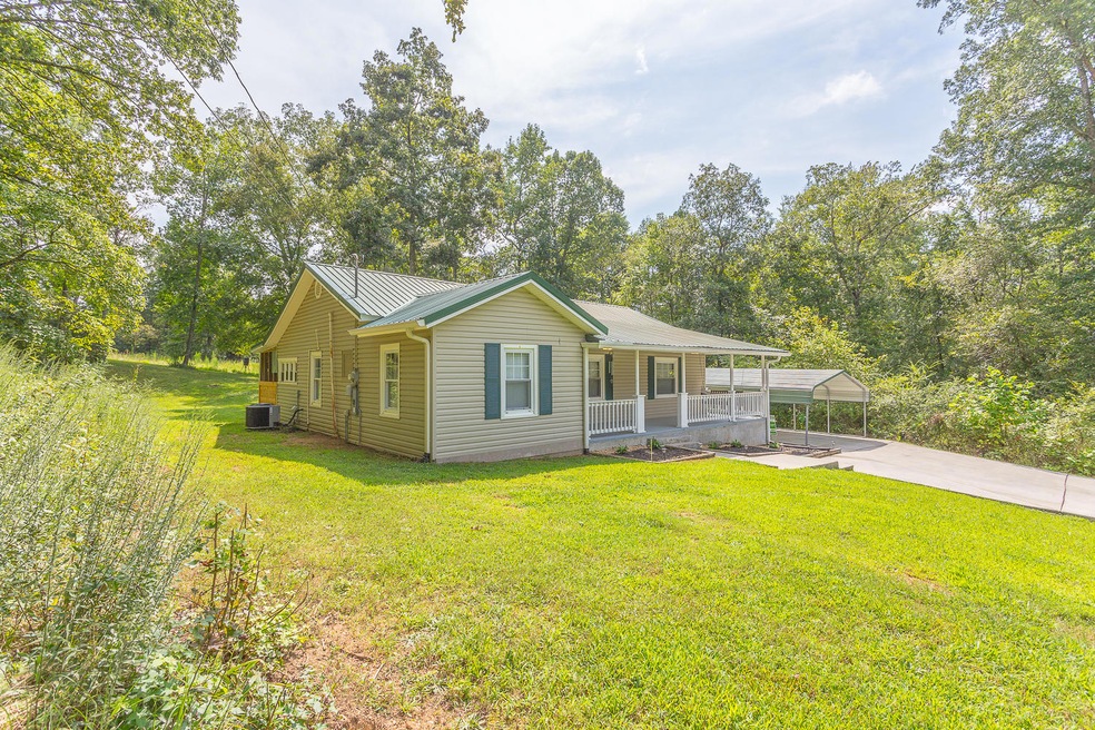 154 Lake Howard-7