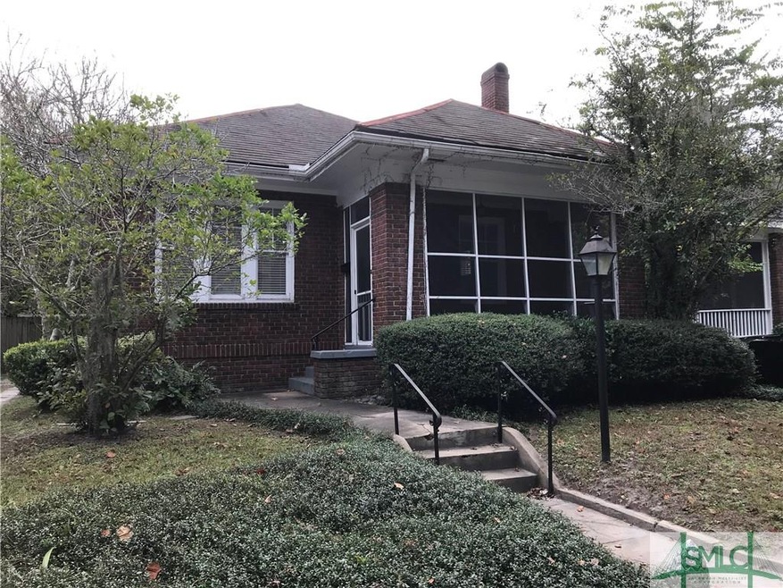 219 E 49th St, Savannah, GA 31405 - photo 1