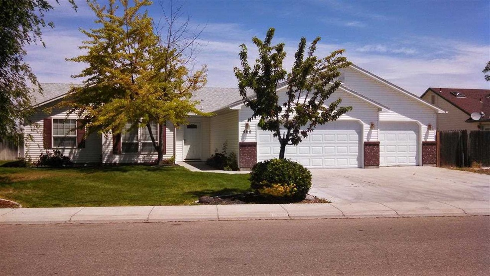 500 S Valley Dr, Nampa, ID 83686 - photo 1