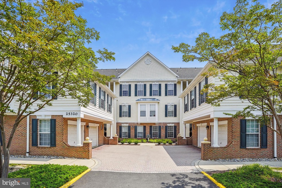 25320 Lake Mist Square unit 103, Chantilly, VA 20152 - photo 1