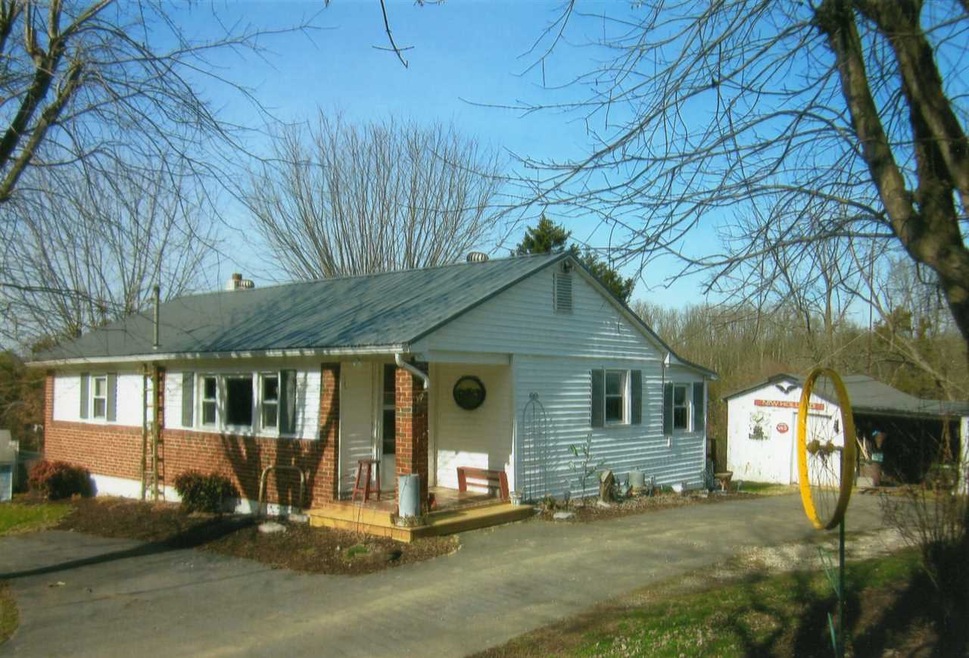 674 Bailey Rd, Fort Defiance, VA 24437 - photo 1