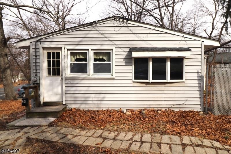 20 Hickory Tree Ln, Sparta, NJ 07871 - photo 1