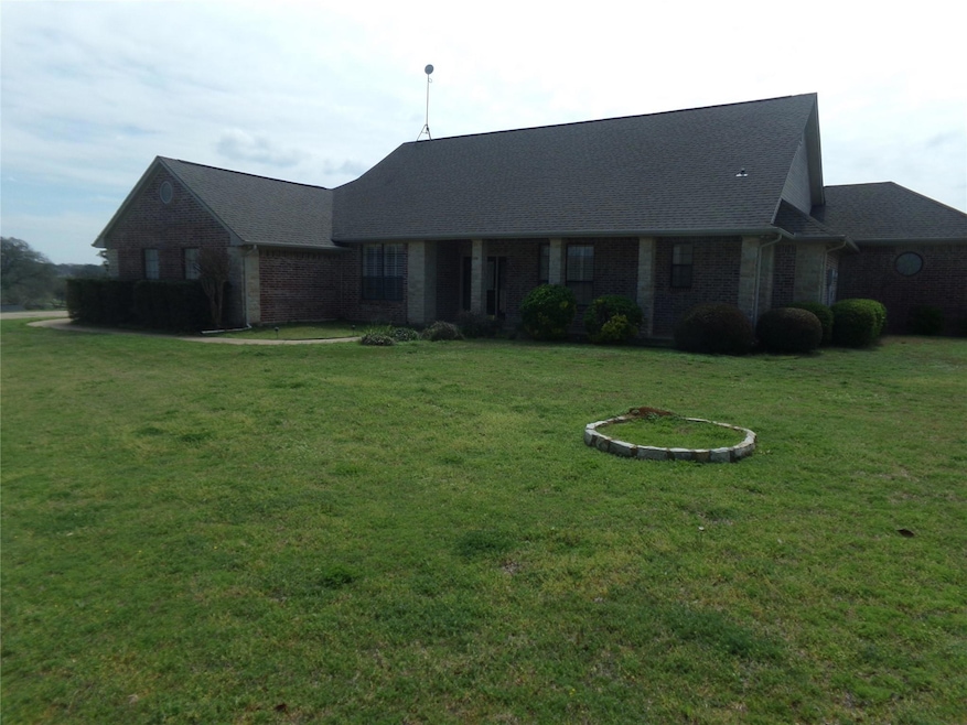 4301 Cimmaron Trail, Granbury, TX 76049 - photo 1