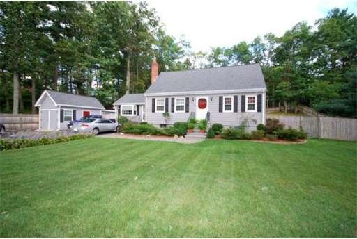 6 Lakeview Rd, Foxboro, MA 02035 - photo 1