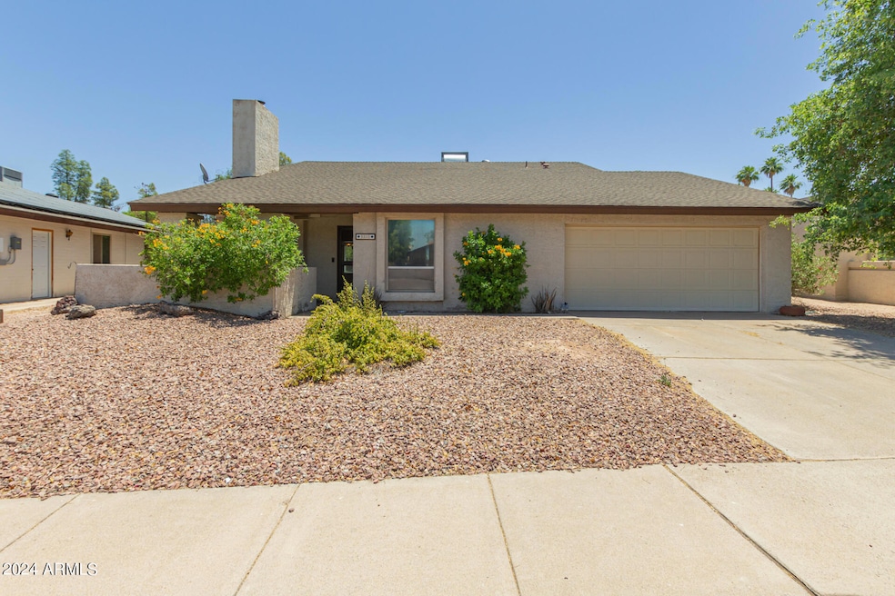 1333 W Juanita Ave, Mesa, AZ 85202 - photo 1