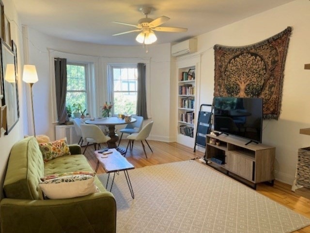 176 Naples Rd unit 8, Brookline, MA 02446 - photo 1