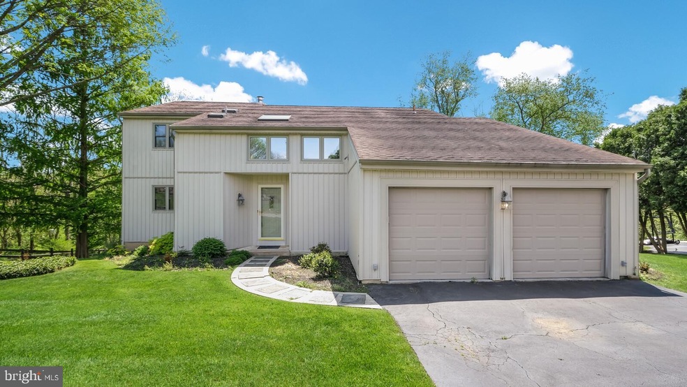 49 Langstoon Ln, Media, PA 19063 - photo 1