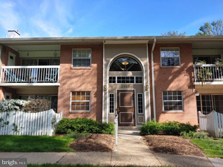 1946 Kennedy Dr unit 101, McLean, VA 22102 - photo 1