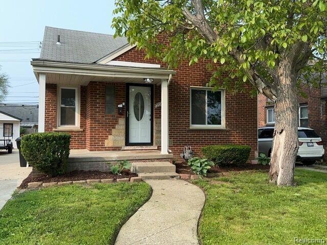 21922 Moross Rd, Grosse Pointe, MI 48236 - photo 1