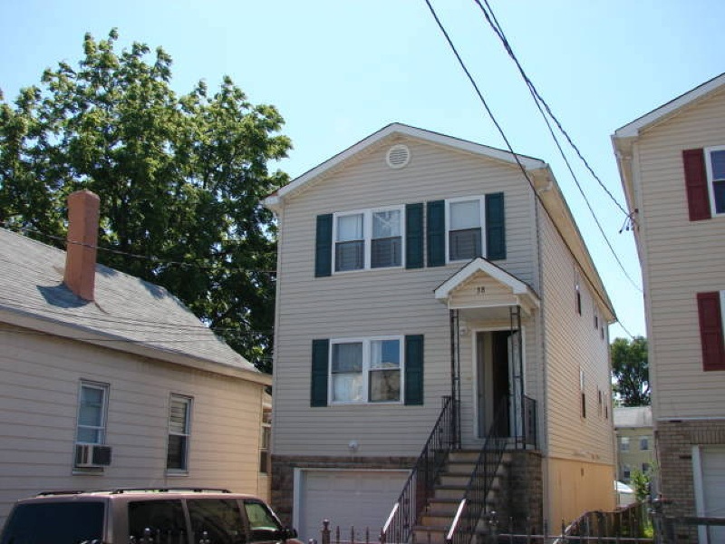 38 Hemlock St, Paterson, NJ 07503 - photo 1