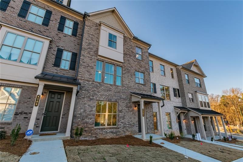 2582 Red Alder Aly unit 72, Doraville, GA 30360 - photo 1