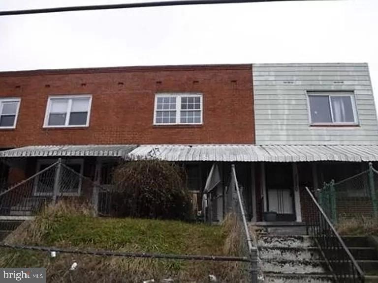 3232 Lohrs Ln, Baltimore, MD 21229 - photo 1