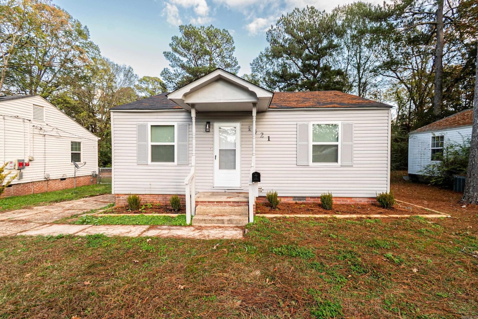 1421 Emmett St, El Dorado, AR 71730 - photo 1