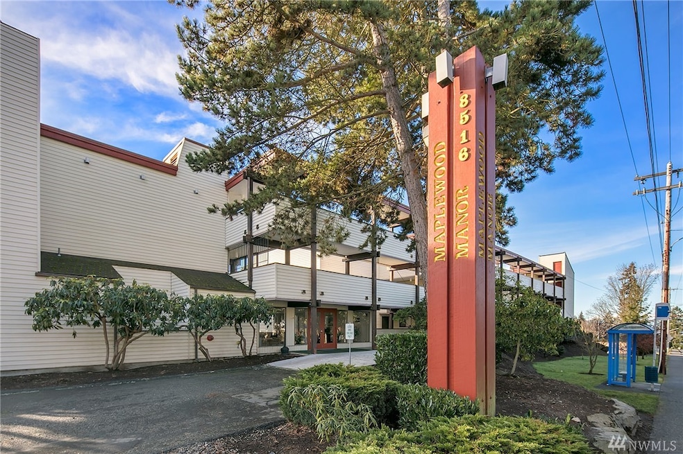 8516 196th St SW unit 310, Edmonds, WA 98026 - photo 1