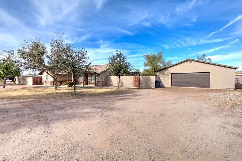 11002 E Grove St-1