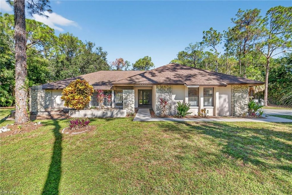 6811 Sandalwood Ln, Naples, FL 34109 - photo 1