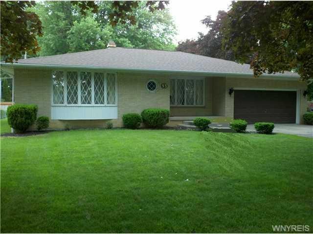 53 Greenwood Cir, North Tonawanda, NY 14120 - photo 1