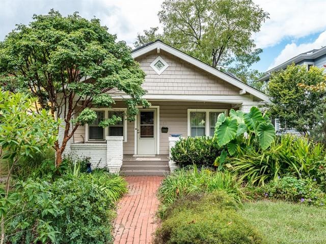 Charming bungalow in Historic Norwood Park!